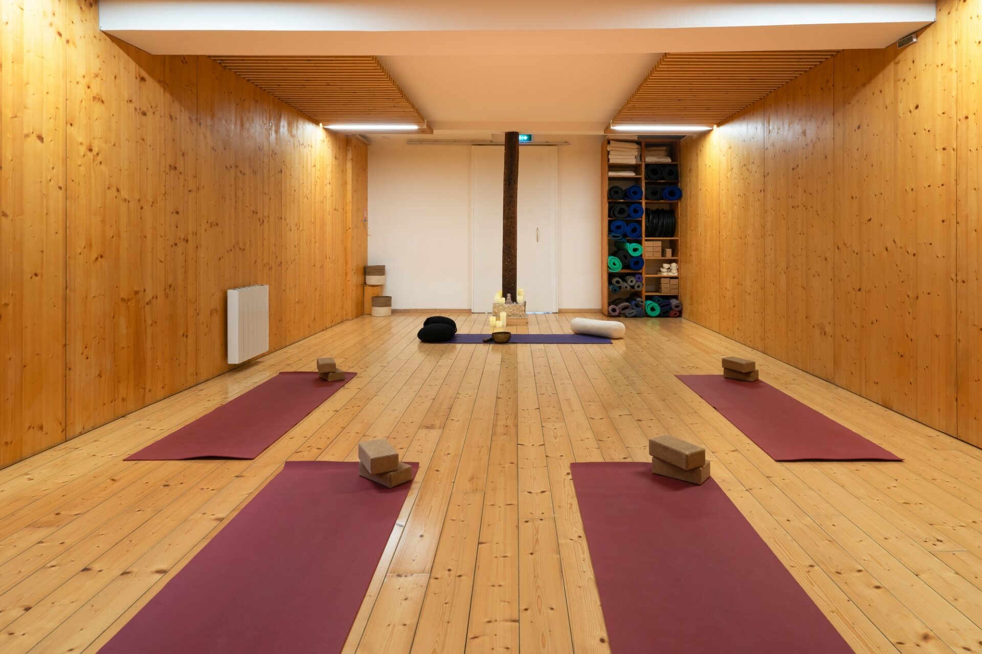 salle de cours de yoga et pilates du studio